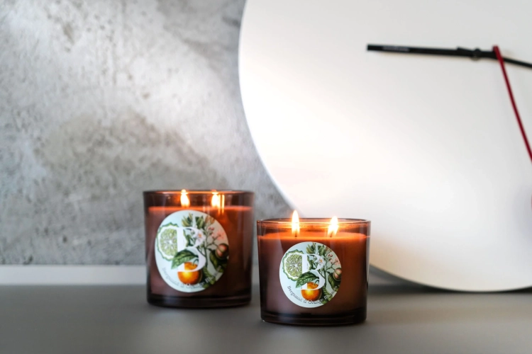 swieca-zapachowa-pernici-bergamot-orange-blossom-sklad-koncept
